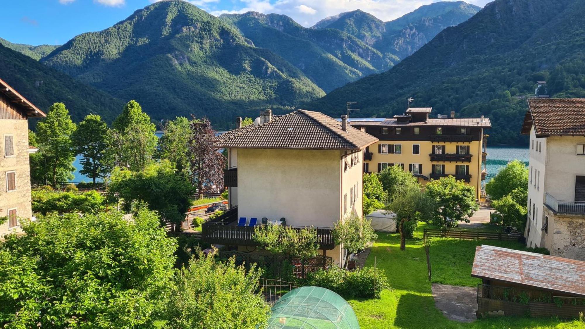Apartmán Bioledro Casa Lena Mezzolago Exteriér fotografie