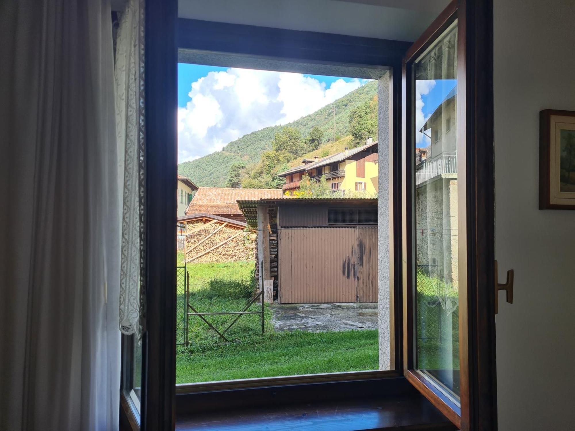 Apartmán Bioledro Casa Lena Mezzolago Exteriér fotografie